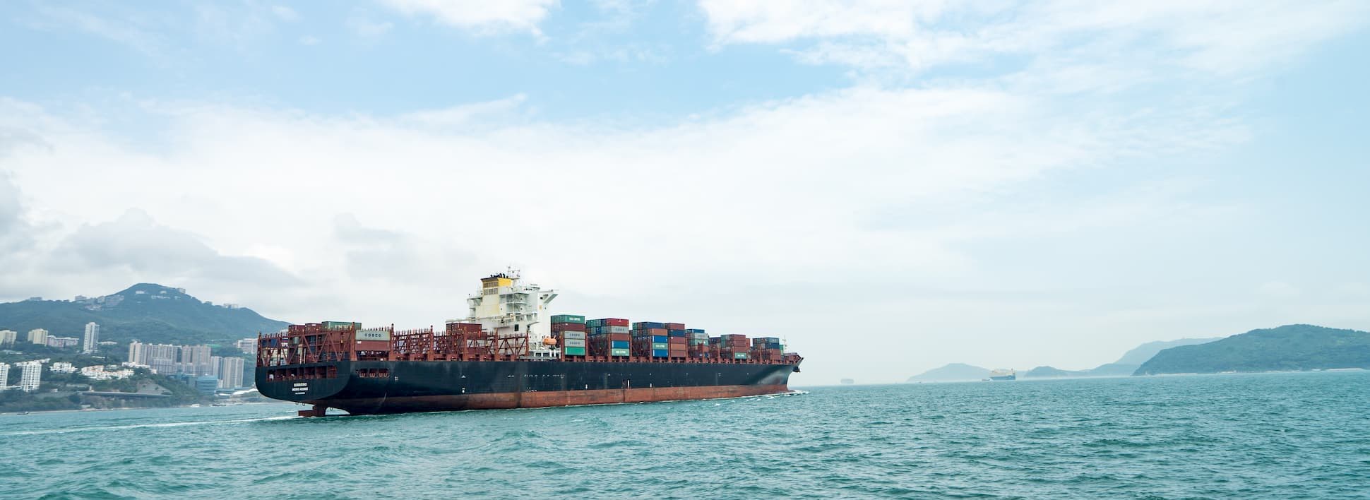 Transport morski z Chin – zalety i bezpieczeństwo